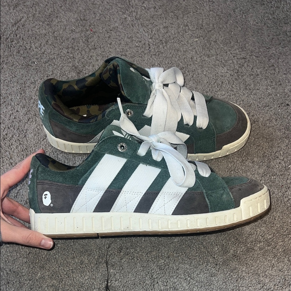 Men's Green Suede Low-Top Sneakers with White Stripes
